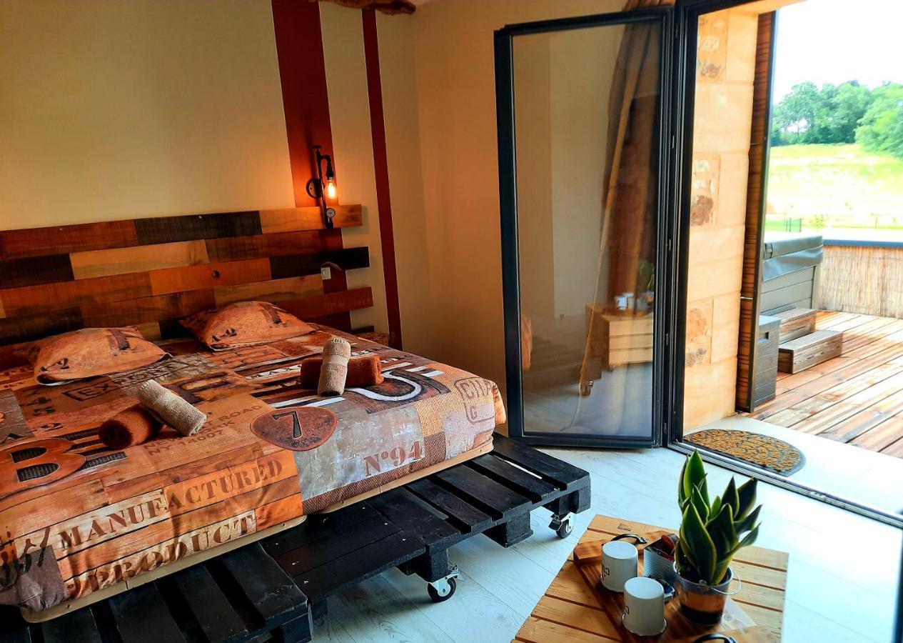 Bien Etre Simple Hotel Villajou Buitenkant foto